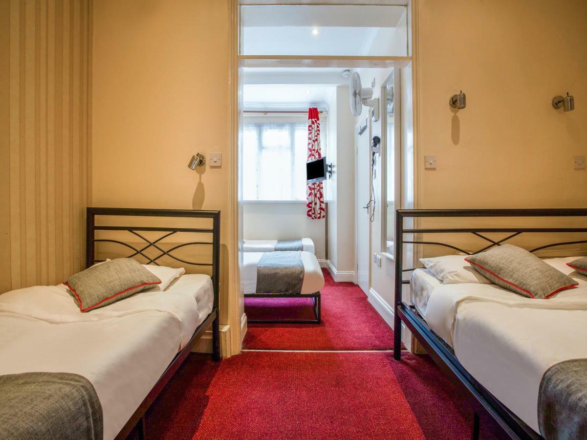 Oyo Lifestyle Golden Strand London Exterior foto